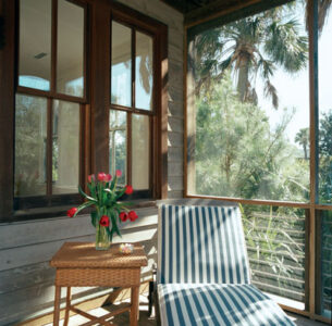 The House of Eight Porches: A South Carolina Beach Home Image